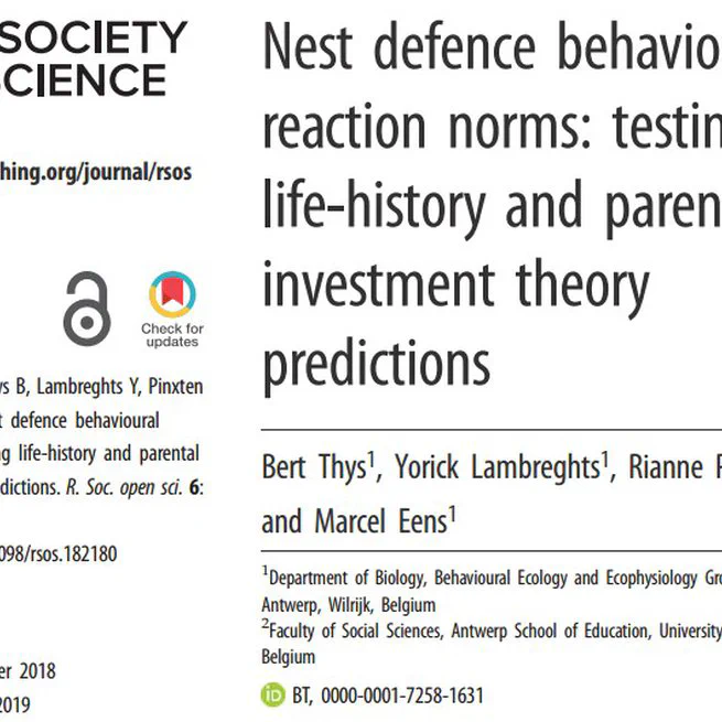Nest defence behavioural reaction norms: testing life-history and parental investment theory predictions